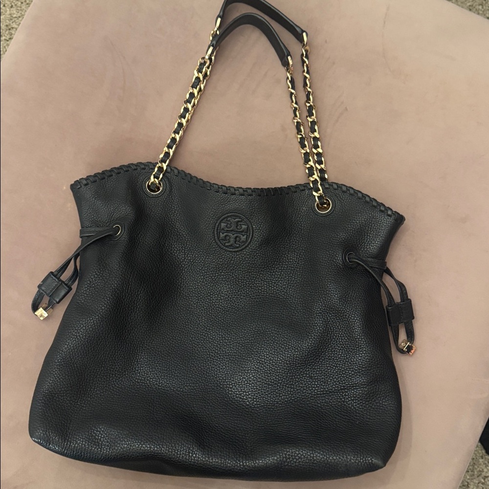 Tory Burch Black Marion Slouchy Shoulder Bag Purse with Gold Chain - Picture 12 of 14
